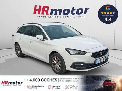Usado Seat Leon Style 117 CV (86 kW) 2022 Blanco Familiar