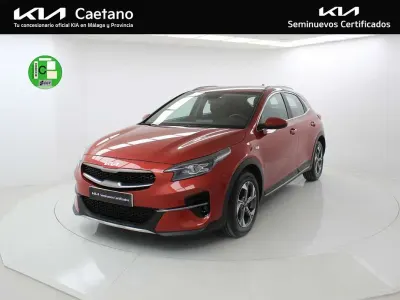 Usado Kia XCeed 120 CV (88 kW) 2022 Rojo SUV