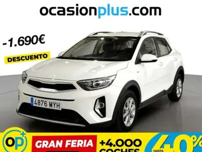 Usado Kia Stonic 79 CV (58 kW) 2025 Blanco SUV