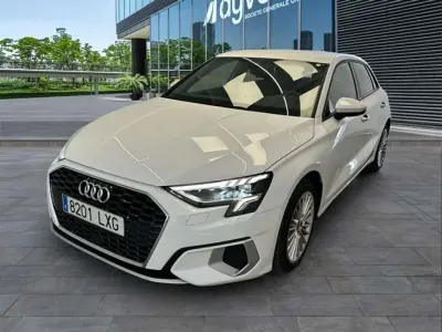 Usado Audi A3 Sportback Advanced 150 CV (110 kW) 2022 Blanco Utilitario