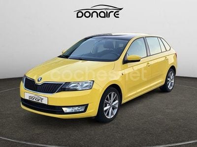 Usado Skoda Rapid Ambition 86 CV (63 kW) 2014 Amarillo Berlina