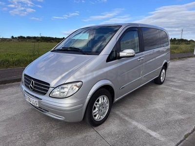 Usado Mercedes Viano 150 CV (110 kW) 2004 Gris / plata Monovolumen
