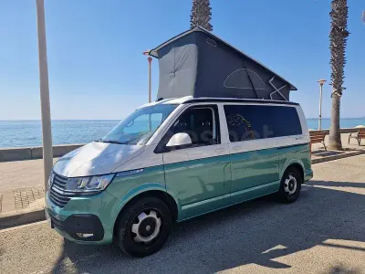 Usado VW California Beach 150 CV (110 kW) 2020 Verde Van