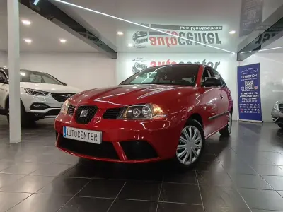 Usado Seat Ibiza Reference 69 CV (50 kW) 2008 Rojo Utilitario