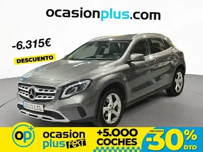 Begagnad Mercedes GLA200 136 HK (100 kW) 2019 Grå SUV