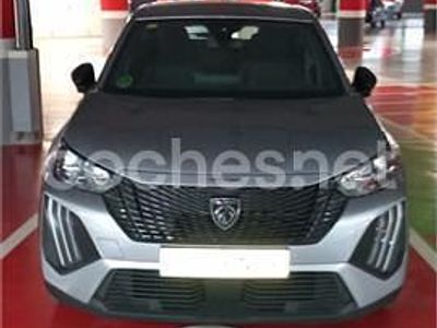 Usado Peugeot 2008 Style 100 CV (73 kW) 2025 Gris / plata SUV