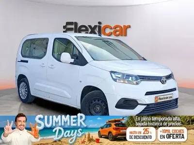 Usado Toyota Proace Verso Active 131 CV (96 kW) 2023 Blanco Familiar