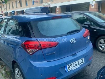 Usado Hyundai i20 84 CV (61 kW) 2018 Azul Berlina