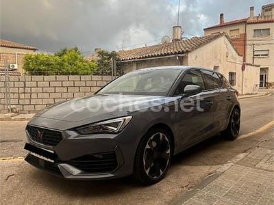 Usado Cupra Leon 150 HP (110 kW) 2023 Cinzento Sedan