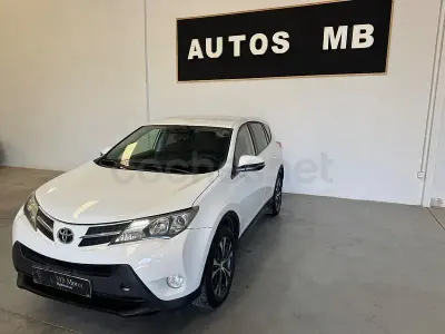 Usado Toyota RAV4 Advance 124 CV (91 kW) 2015 Blanco SUV