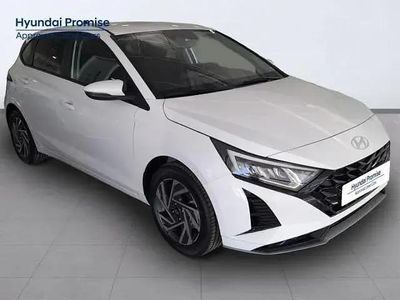 Ny Hyundai i20 100 HK (73 kW) 2025 Vit Halvkombi