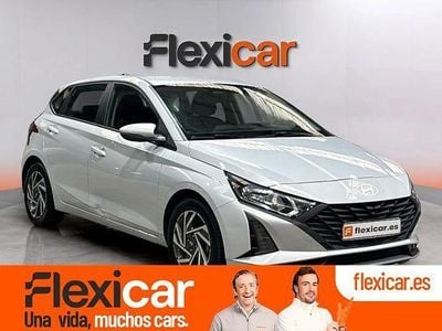 Usado Hyundai i20 84 CV (61 kW) 2024 Gris Utilitario