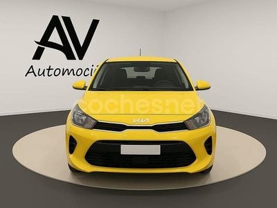 Amarillo Usado 2021 Kia Rio Berlina | 12.990 € (Precio justo)