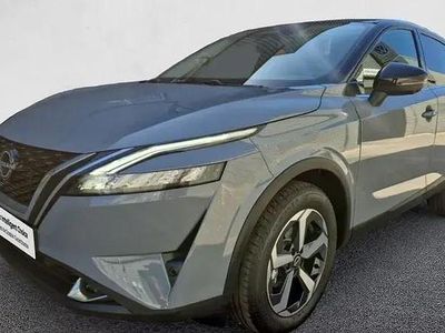 Usado Nissan Qashqai N-Connecta 158 CV (116 kW) 2024 Katana grey con techo midnight SUV