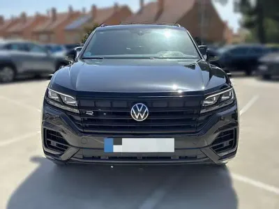 Usado VW Touareg R 462 CV (339 kW) 2021 Negro SUV