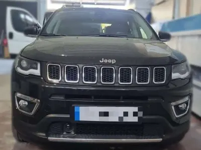 Usado Jeep Compass Limited 150 CV (110 kW) 2020 Negro SUV