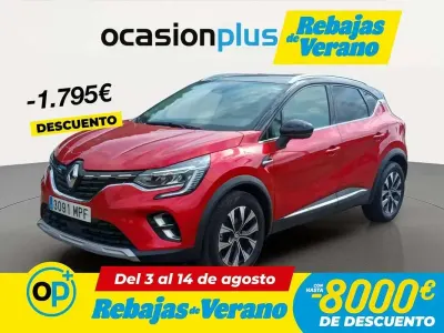 Usado Renault Captur Techno 91 CV (66 kW) 2024 Rojo SUV