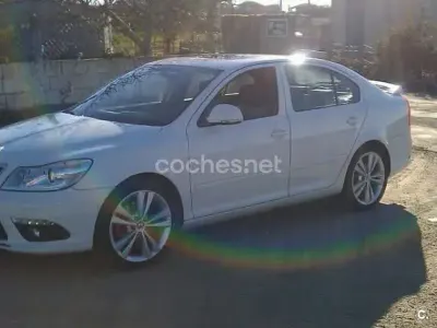 Usado Skoda Octavia RS 170 CV (125 kW) 2010 Blanco Berlina