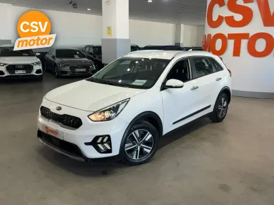 Usado Kia Niro 141 CV (103 kW) 2021 Blanco SUV