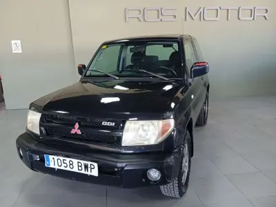 Usado Mitsubishi Montero 129 CV (94 kW) 2002 Negro SUV
