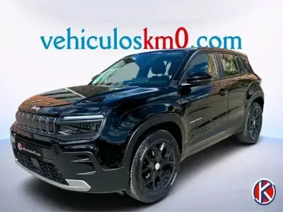 Begagnad Jeep Avenger Altitude 100 HK (73 kW) 2024 Röd SUV