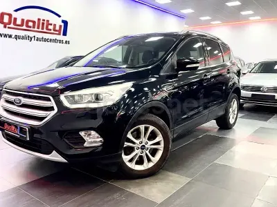 Używany Ford Kuga Titanium 120 KM (88 kW) 2018 Czarny SUV