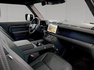 Santorini black Usado 2025 Land Rover Defender SE Dynamic | 96.500 €