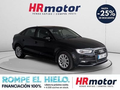 Usado Audi A3 Attraction 110 CV (80 kW) 2016 Negro Berlina
