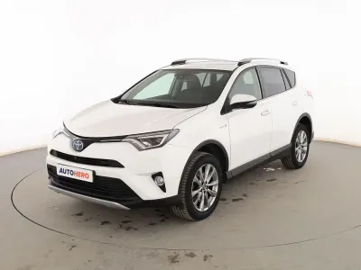 Usado Toyota RAV4 Hybrid Executive 197 CV (144 kW) 2018 Blanco SUV