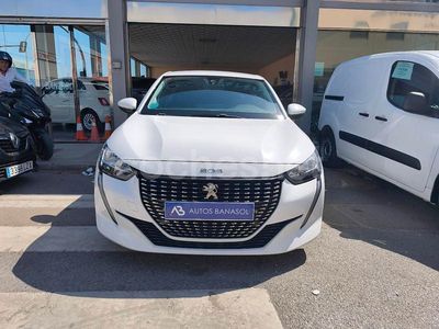 Blanco Usado 2021 Peugeot 208 Active Utilitario | 14.900 € (Un poco caro)