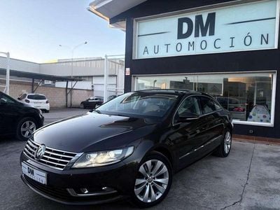 Begagnad VW Passat Highline 160 HK (117 kW) 2014 Svart Sedan