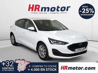 Begagnad Ford Focus Trend 120 HK (88 kW) 2022 Vit Sedan