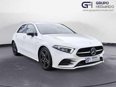 Blanco Usado 2021 Mercedes A200 AMG line Plus Berlina | 31.000 € (Precio justo)