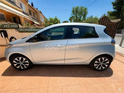 Usado Renault Zoe Evolution 80 kW (109 CV) 2022 Eléctrico Utilitario