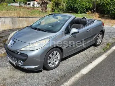 Usado Peugeot 207 CC 110 CV (80 kW) 2007 Gris / plata Descapotable