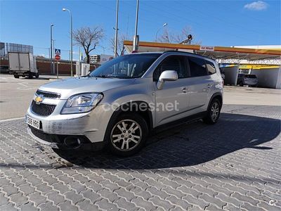 Usado Chevrolet Orlando LT 130 CV (95 kW) 2013 Gris / plata Monovolumen