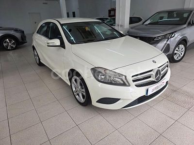 Blanco Usado 2015 Mercedes A180 Style Berlina | 13.900 € (Precio justo)