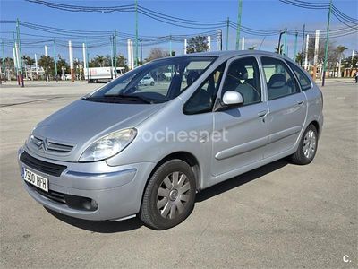 Usado Citroën Xsara Picasso 92 CV (67 kW) 2011 Gris / plata Monovolumen