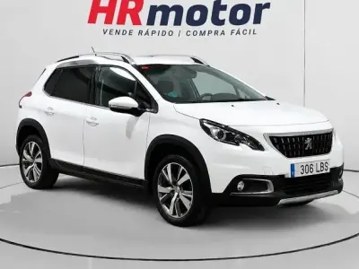 Usado Peugeot 2008 Allure 110 CV (80 kW) 2019 Blanco SUV