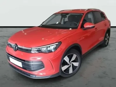 Usado VW Tiguan 204 CV (150 kW) 2025 Rojo SUV