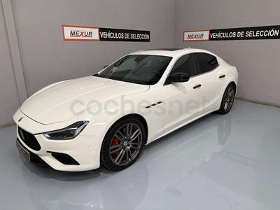 Blanco Usado 2018 Maserati Ghibli Berlina | 48.990 €