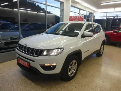 Usado Jeep Compass Longitude 130 CV (95 kW) 2021 Blanco SUV