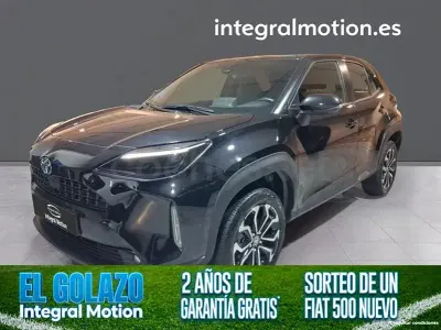 Usado Toyota Yaris Cross Active 116 CV (85 kW) 2024 Negro SUV