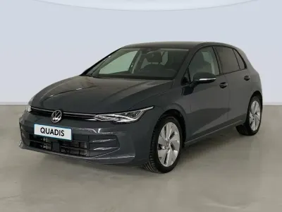 Usado VW Golf VIII Life 116 CV (85 kW) 2025 Gris Berlina