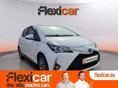 Używany Toyota Yaris Hybrid Active 116 KM (85 kW) 2020 Biały