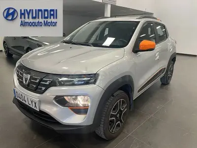 Usado Dacia Spring Comfort Plus 33 kW (45 CV) 2022 Eléctrico Utilitario
