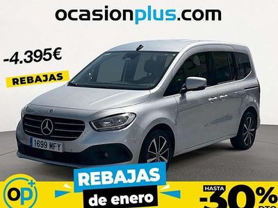 Usado Mercedes 180 116 CV (85 kW) 2023 Plateado Berlina