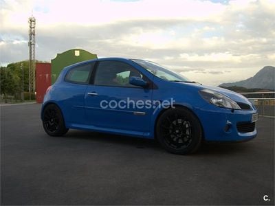 Usado Renault Clio II 200 CV (147 kW) 2007 Azul Berlina