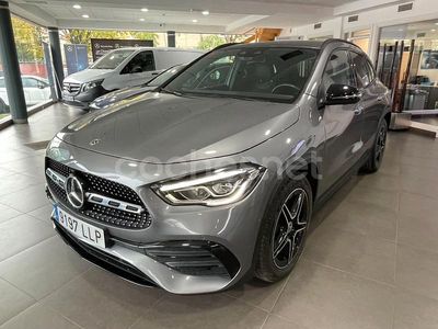 Gris / plata Usado 2020 Mercedes GLA200 SUV | 35.900 € (Un poco caro)