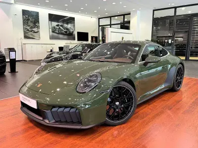 Usado Porsche 911 Carrera GTS 541 CV (397 kW) 2025 Verde Coupe